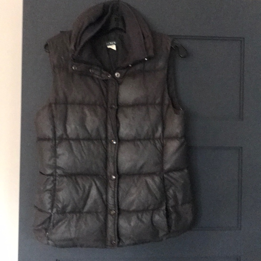 J crew black puffer vest